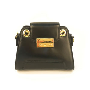black Vintage style leather handbags